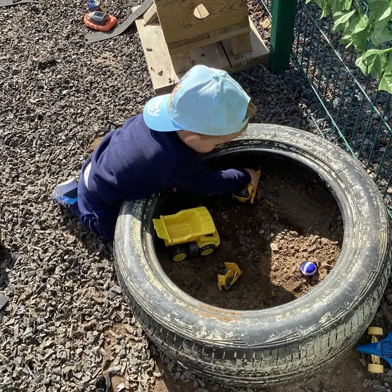 Out door playing at Cinder Ash Pre School